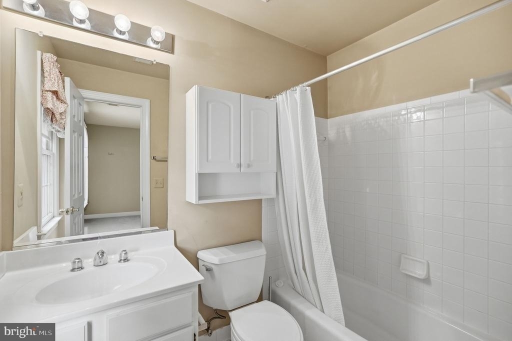 10417 Snow Point Drive - Photo 14
