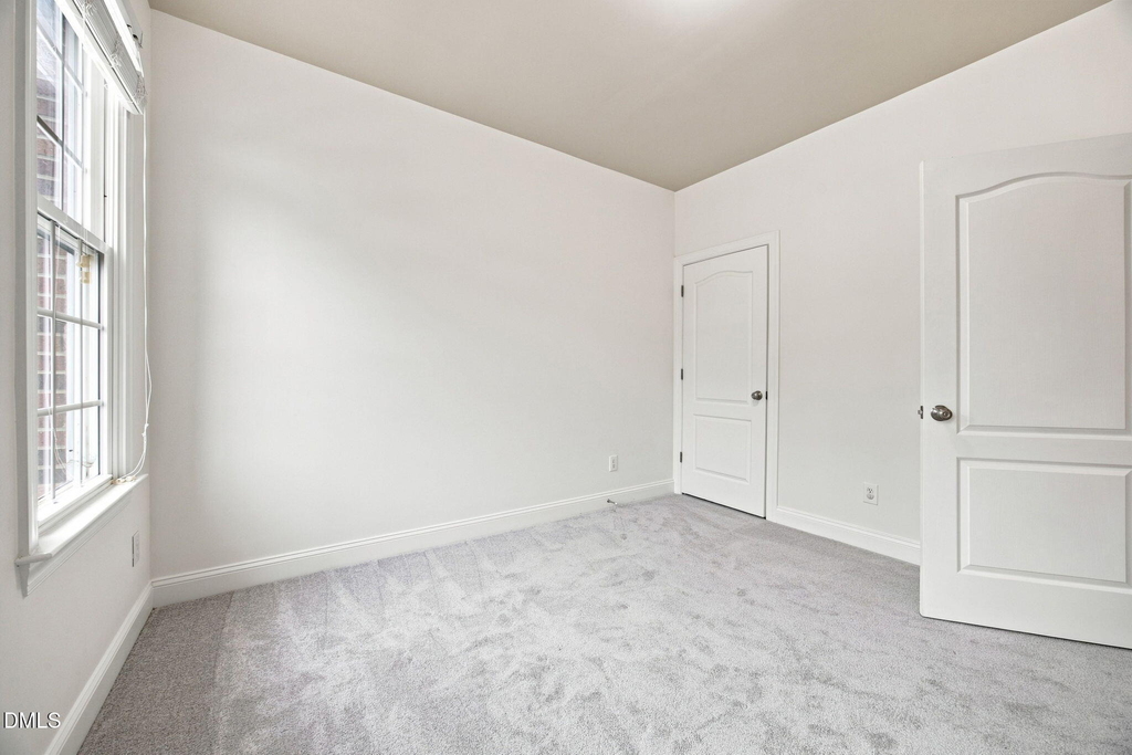 401 Waverly Hills Drive - Photo 13