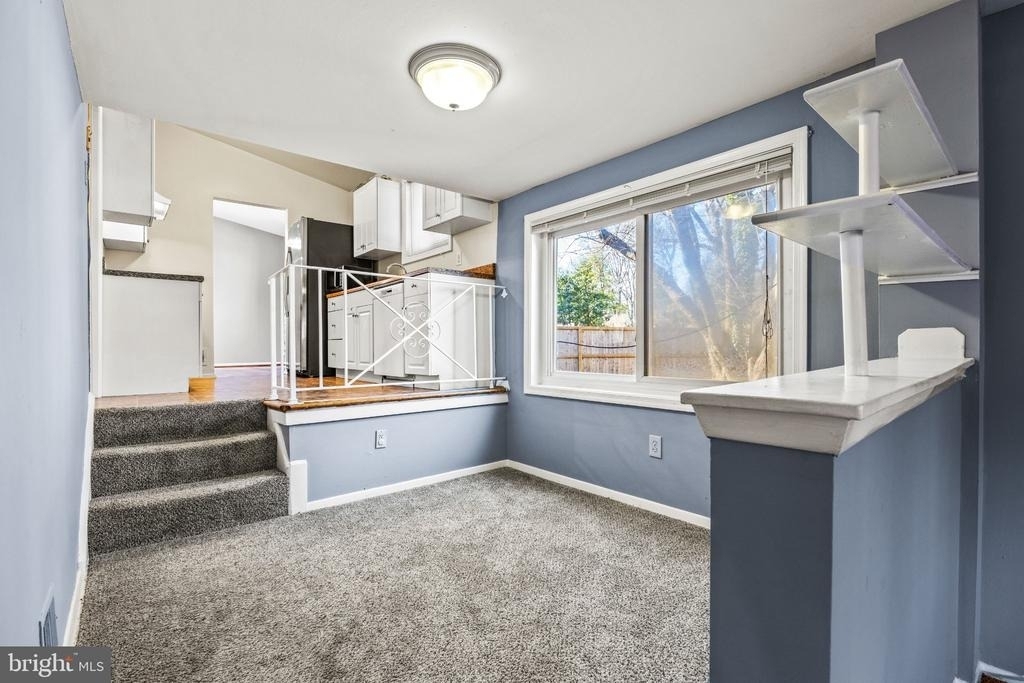 6201 Lone Oak Drive - Photo 8