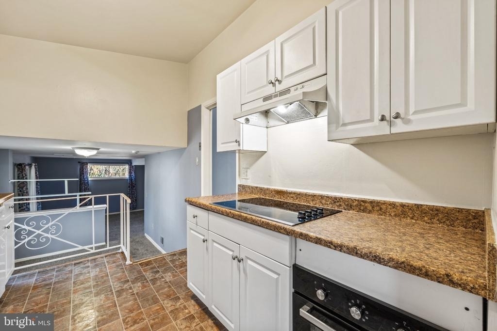 6201 Lone Oak Drive - Photo 6