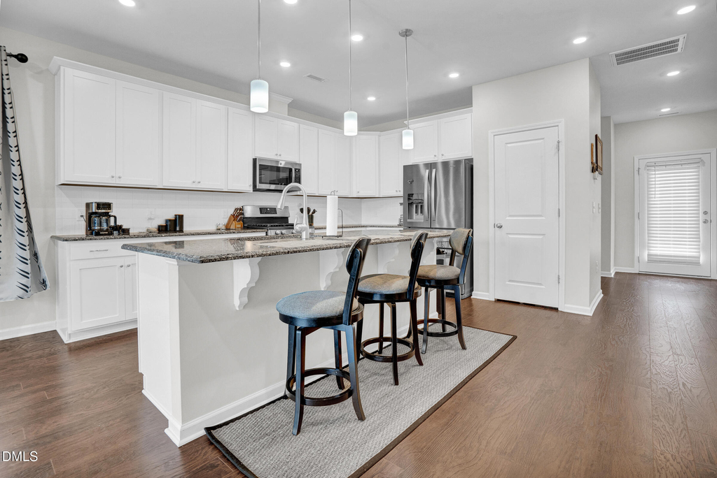 1202 Commack Drive - Photo 2