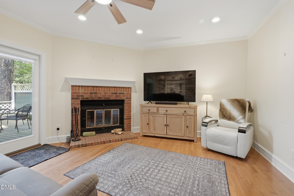 7514 Wellesley Park S - Photo 16