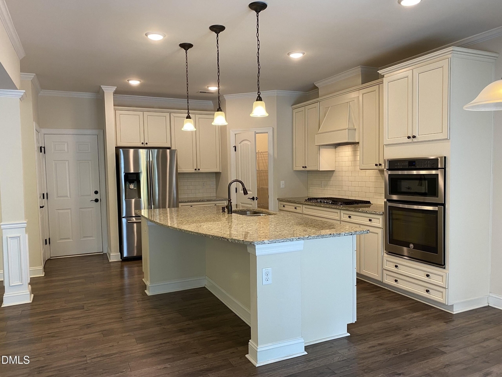 1874 Blue Jay Point - Photo 9