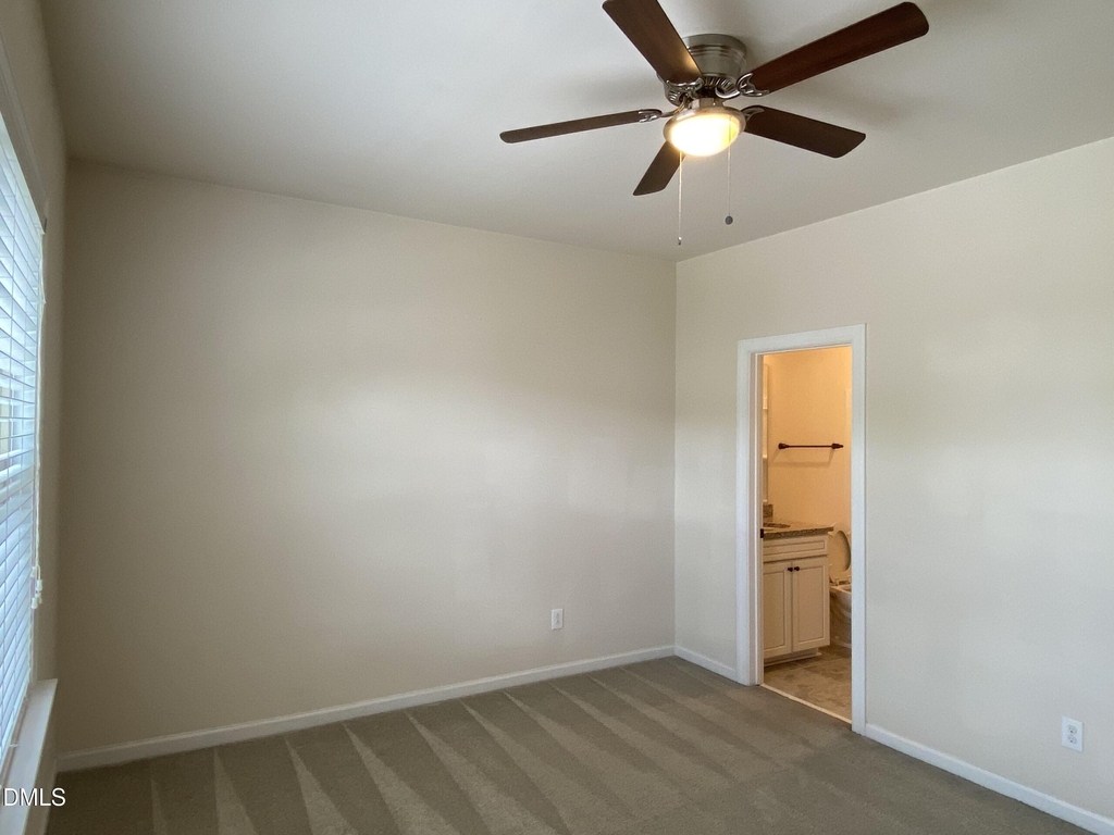 1874 Blue Jay Point - Photo 23