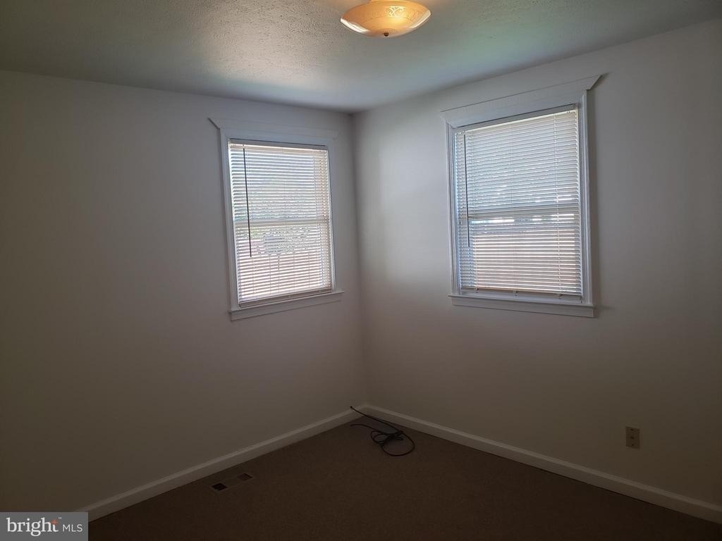 171 W Deen Avenue - Photo 15