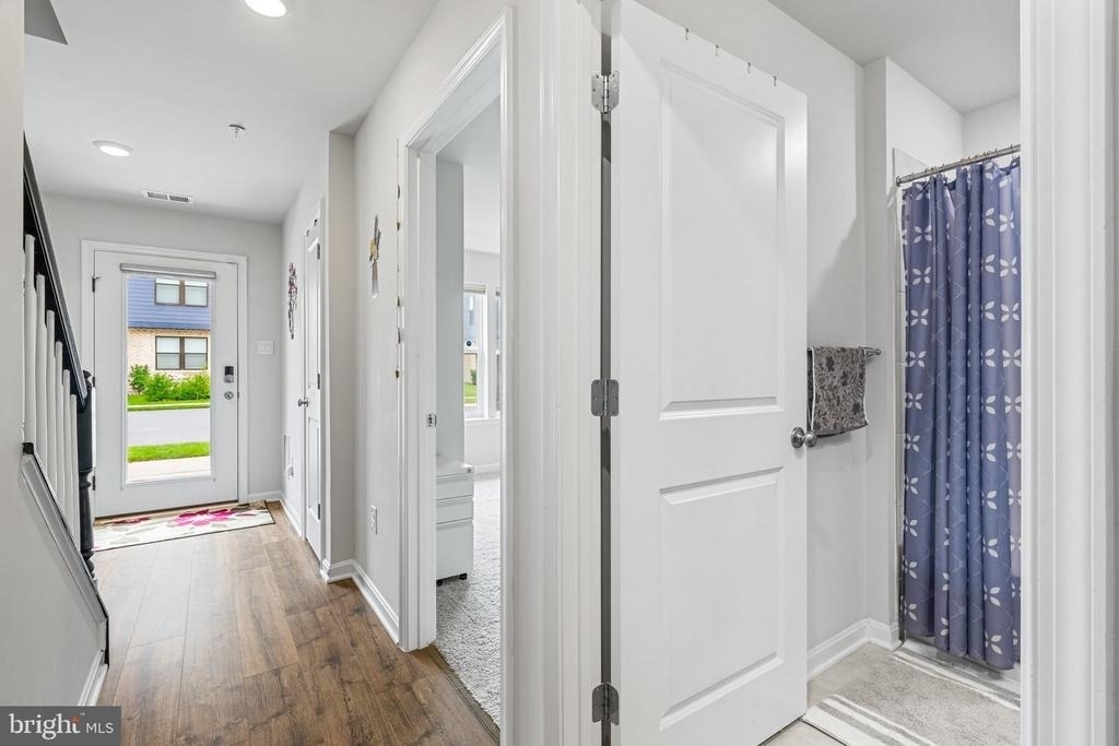 423 Carroll Walk Avenue - Photo 6