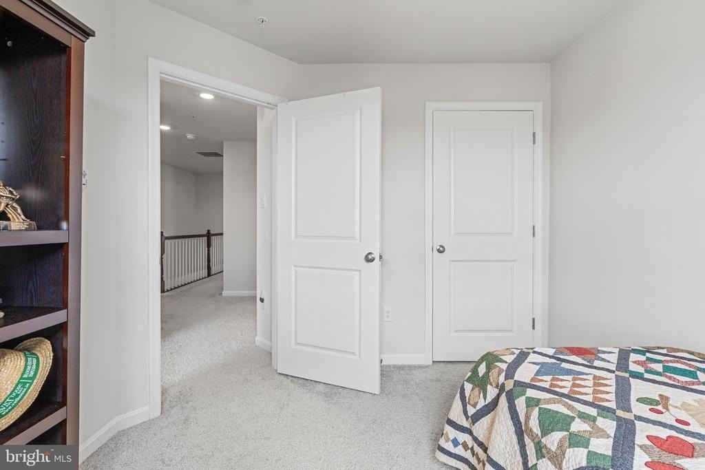 423 Carroll Walk Avenue - Photo 36