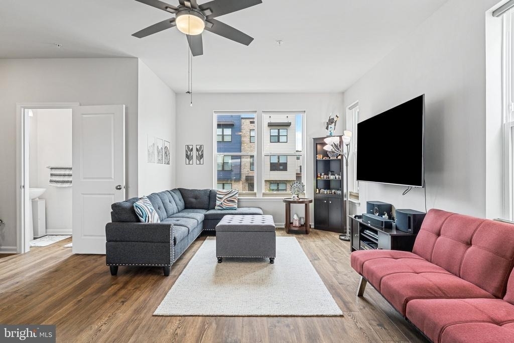 423 Carroll Walk Avenue - Photo 22