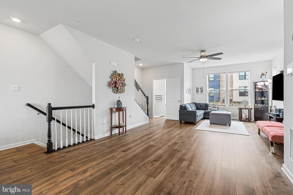 423 Carroll Walk Avenue - Photo 20