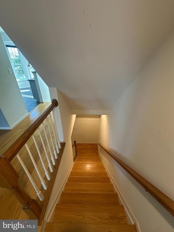917 Halleck Drive - Photo 40