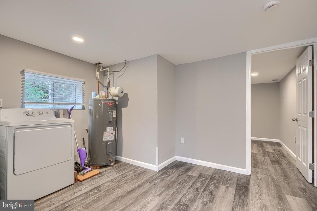 4722 Raspe Avenue - Photo 24