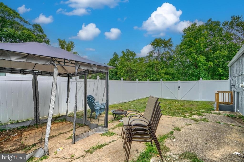 4722 Raspe Avenue - Photo 28