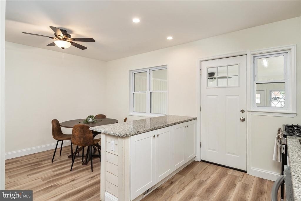 7920 Charlesmont Road - Photo 7