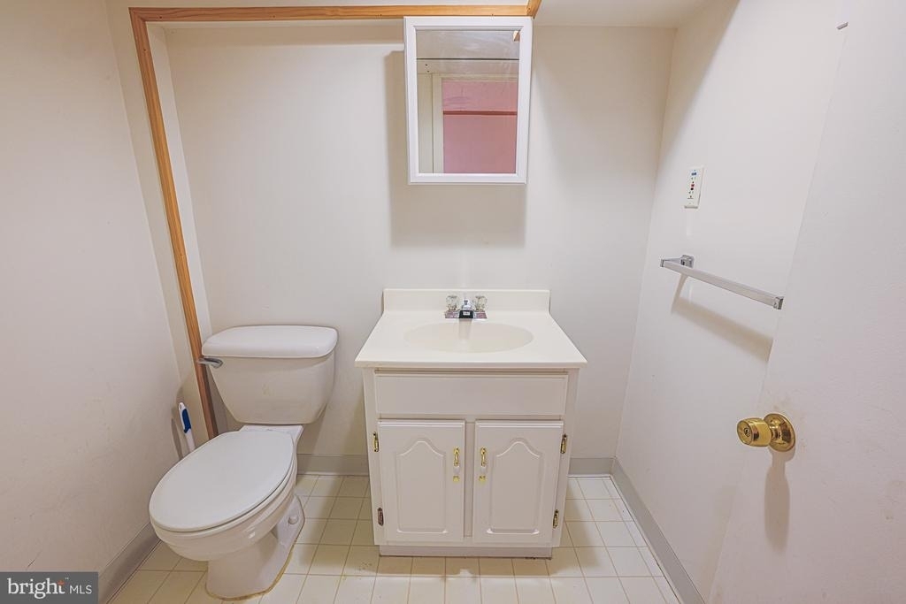 16 Hathaway Road - Photo 12