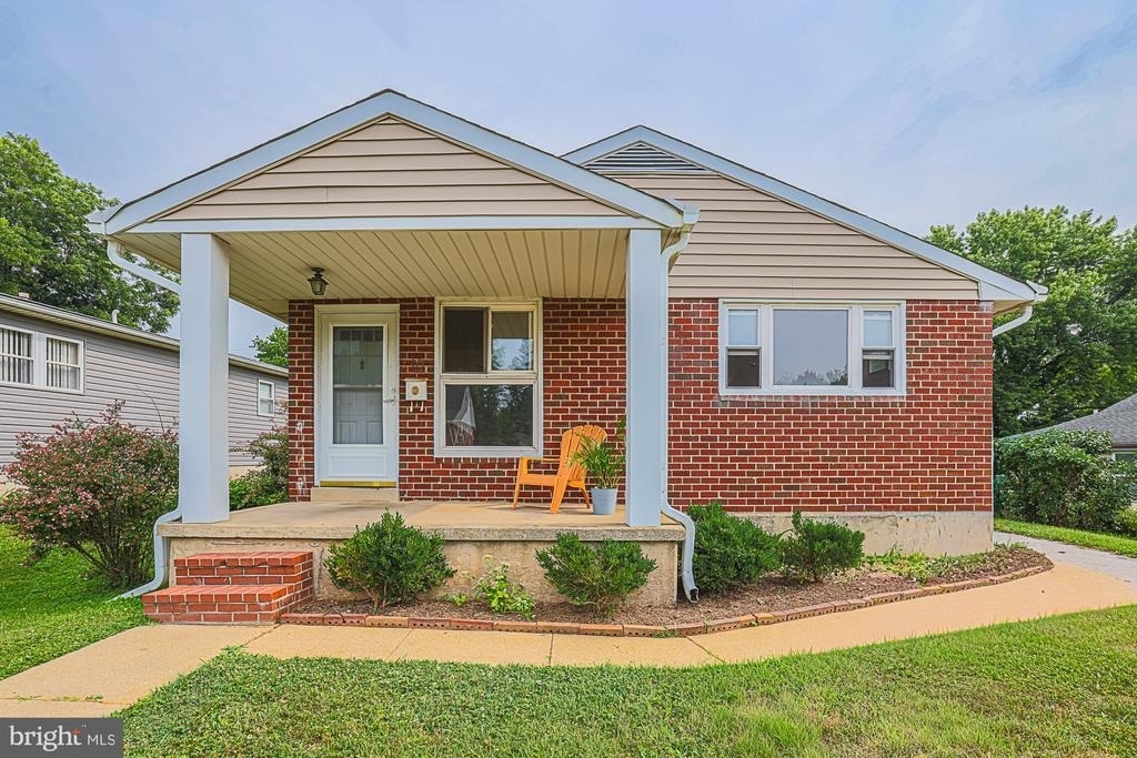 16 Hathaway Road - Photo 2
