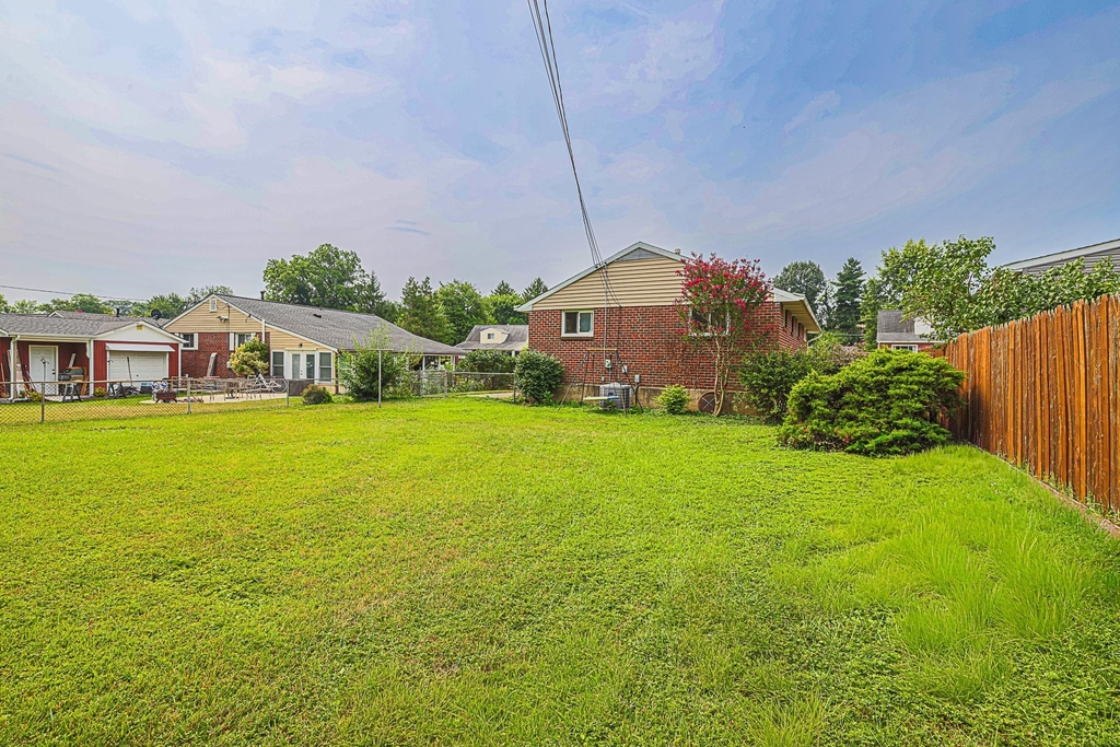 16 Hathaway Road - Photo 17