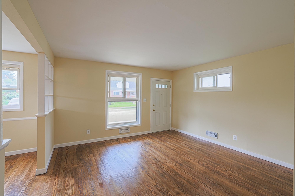 16 Hathaway Road - Photo 24