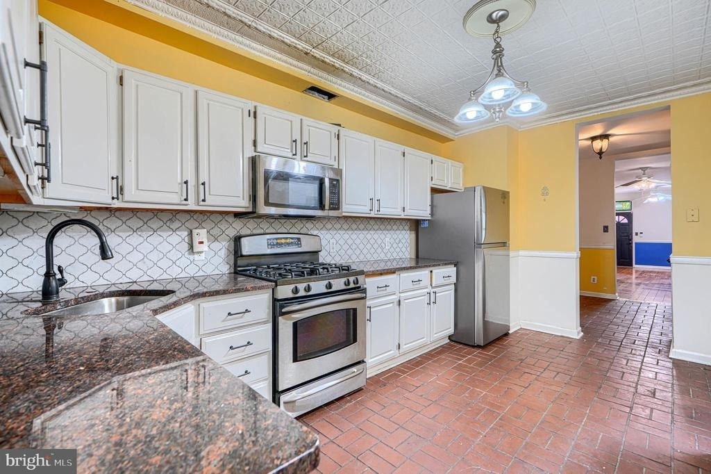1419 Battery Avenue - Photo 7