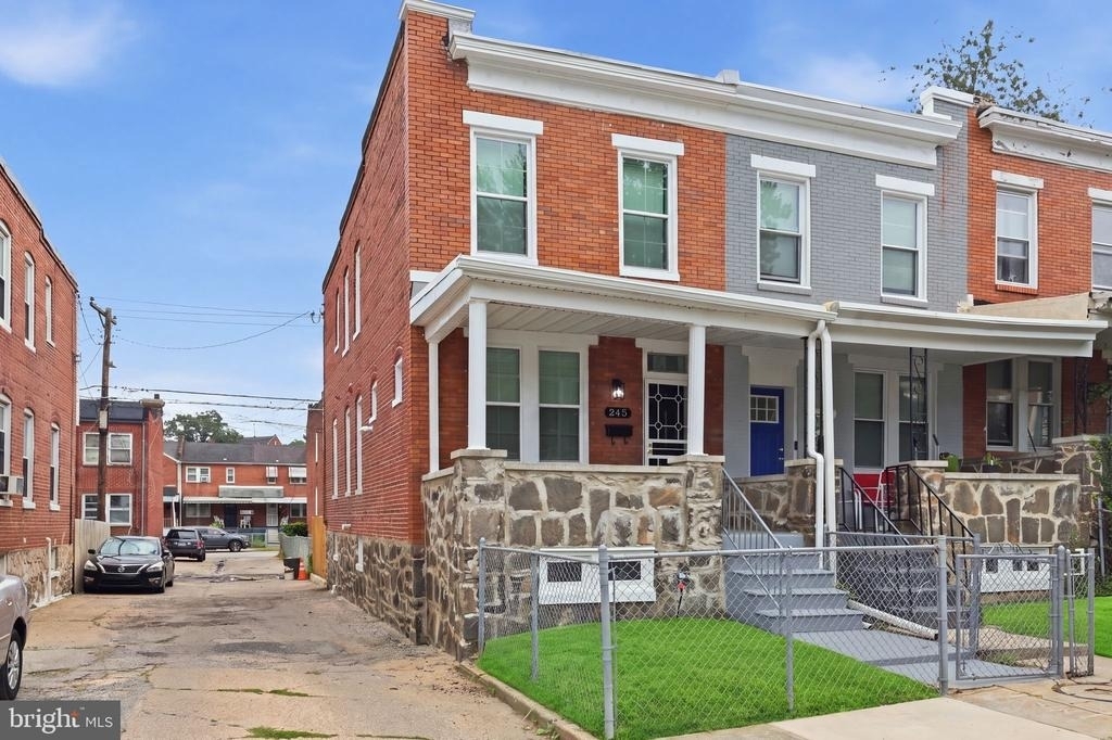 245 N Monastery Avenue - Photo 1