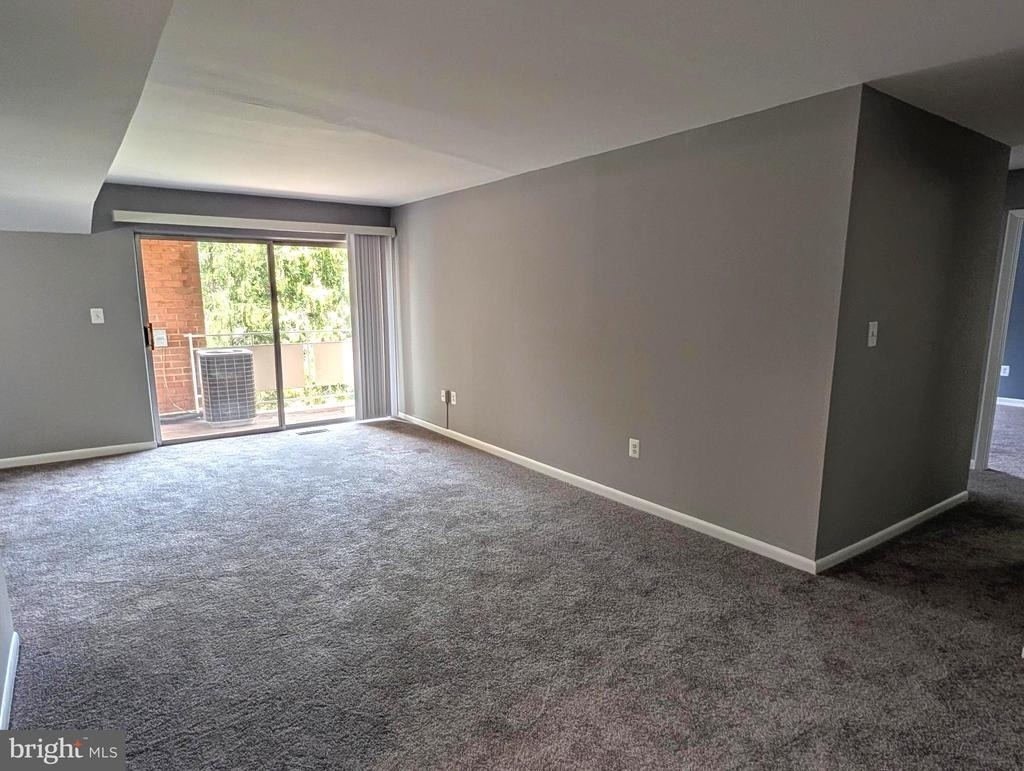 6001 Park Heights Avenue - Photo 3