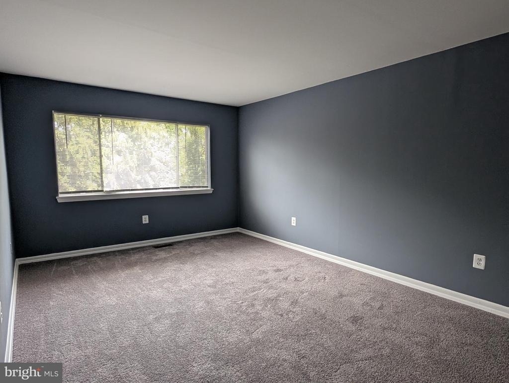 6001 Park Heights Avenue - Photo 8