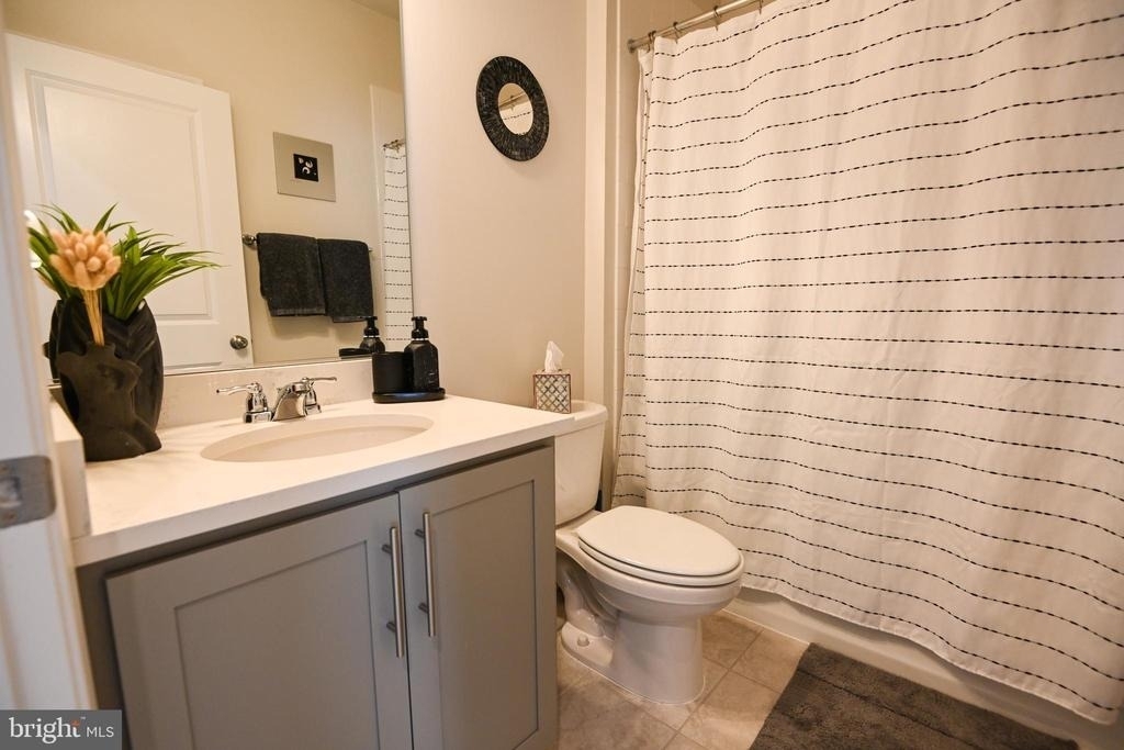 2047 Hinshaw Drive - Photo 36