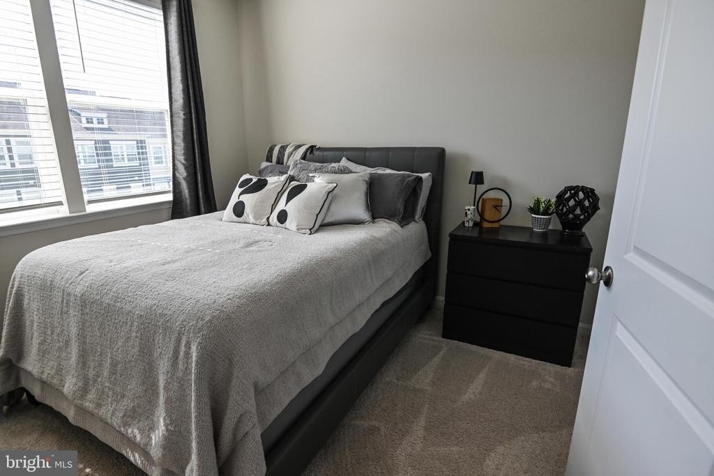 2047 Hinshaw Drive - Photo 41