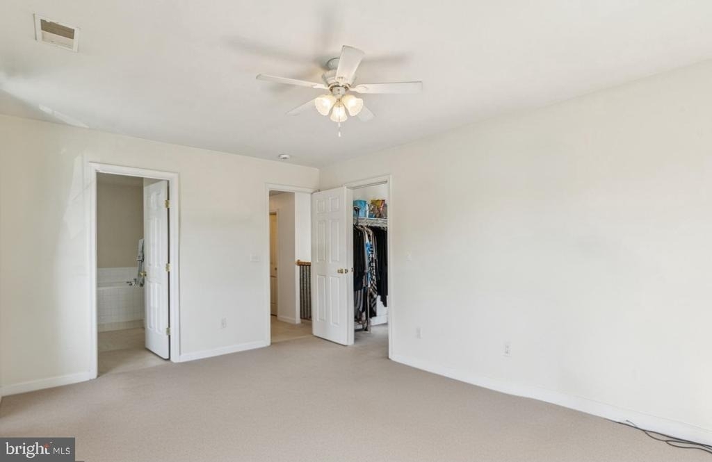 7821 Outing Avenue - Photo 8