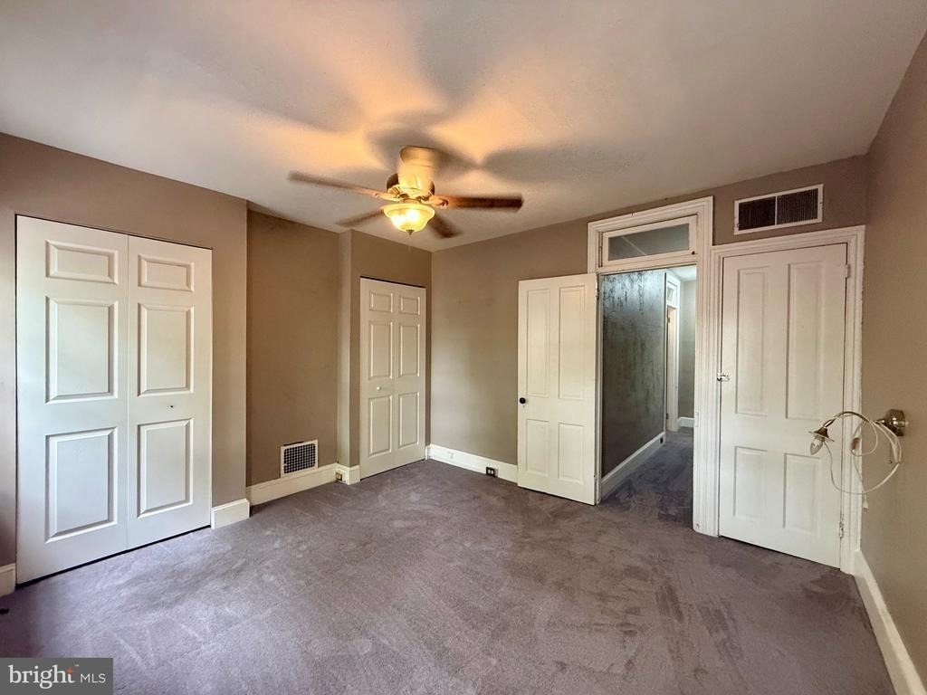 924 Lovering Avenue - Photo 11