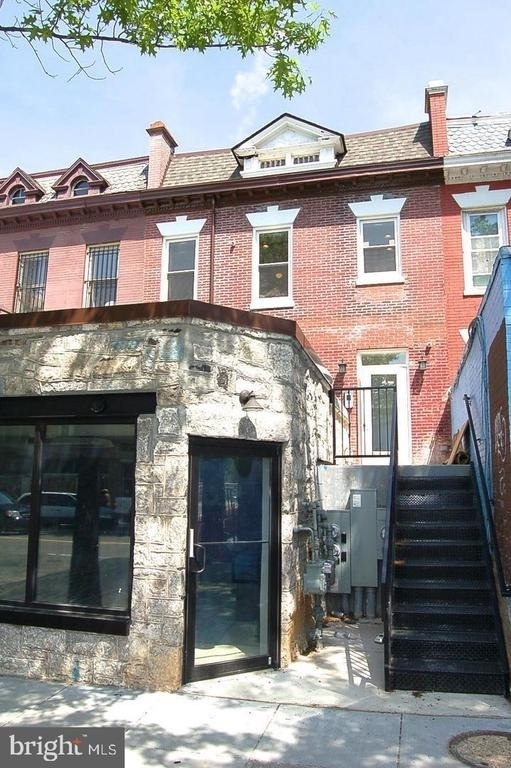 3211 Georgia Avenue Nw - Photo 2