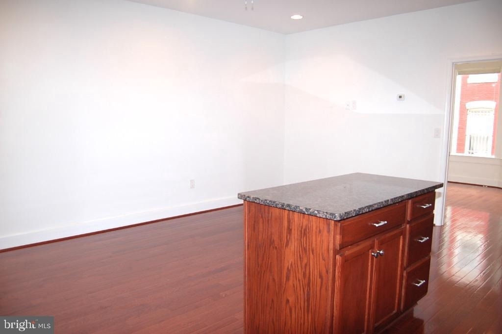 3211 Georgia Avenue Nw - Photo 7