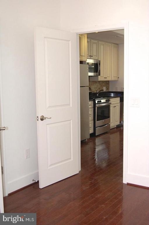 3211 Georgia Avenue Nw - Photo 16