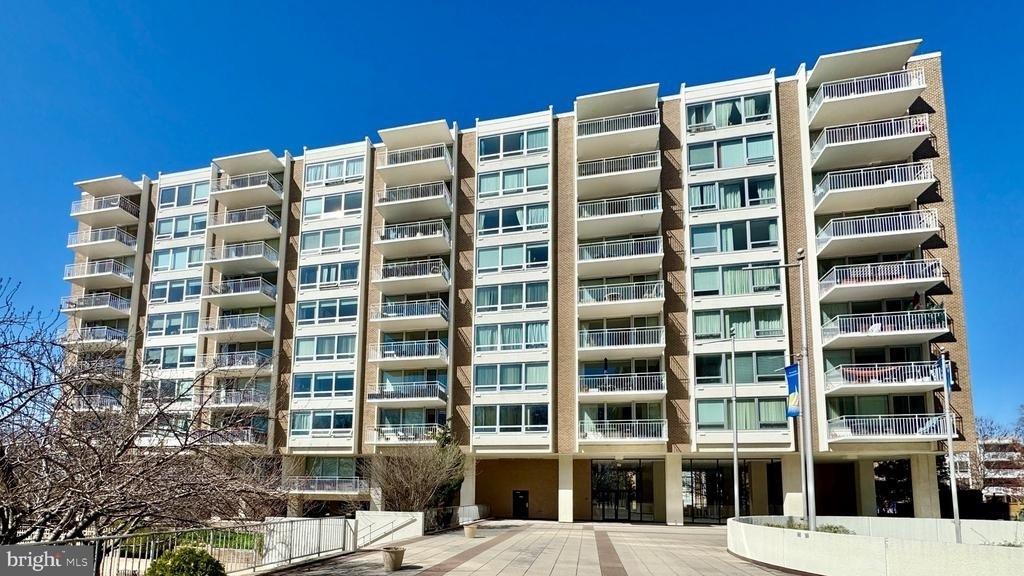 1425 4th Street Sw - Photo 0