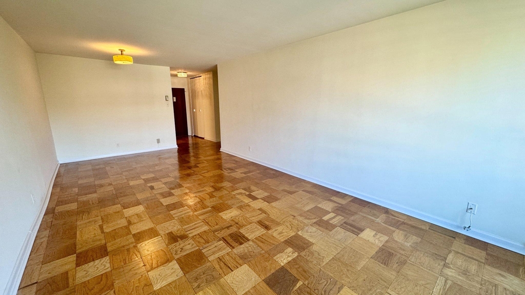 1425 4th Street Sw - Photo 5
