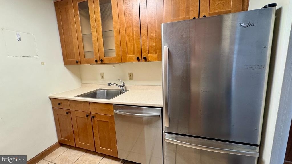 1425 4th Street Sw - Photo 2