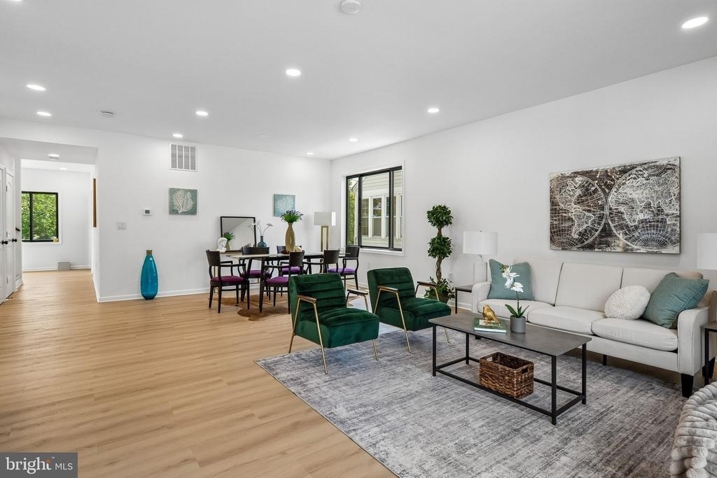 3108 Adams Street Ne - Photo 1
