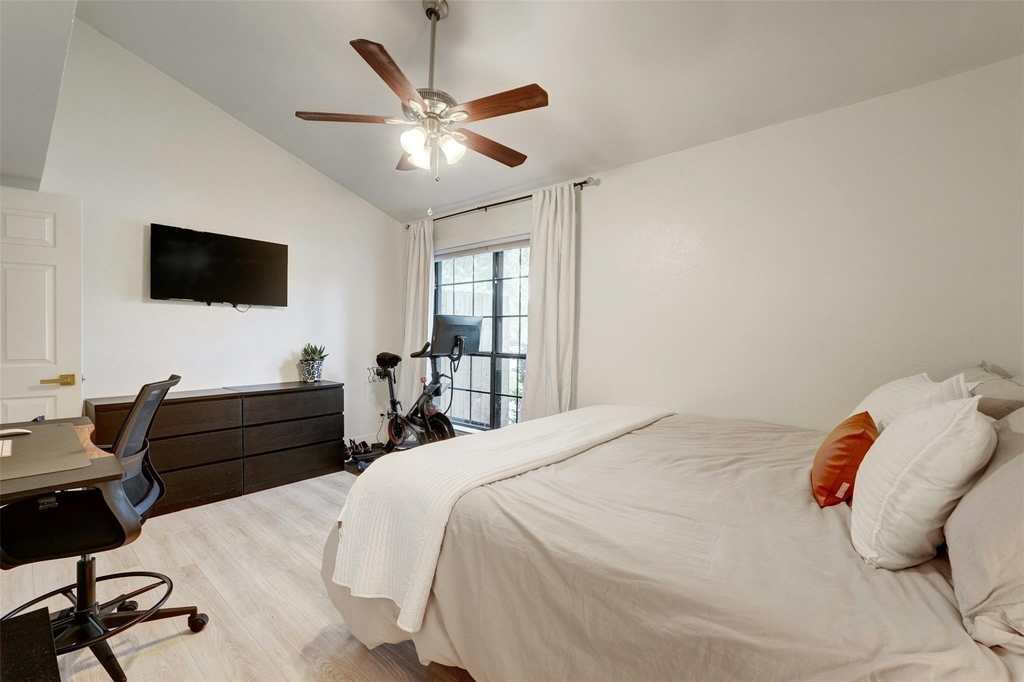 4159 Steck Ave - Photo 25