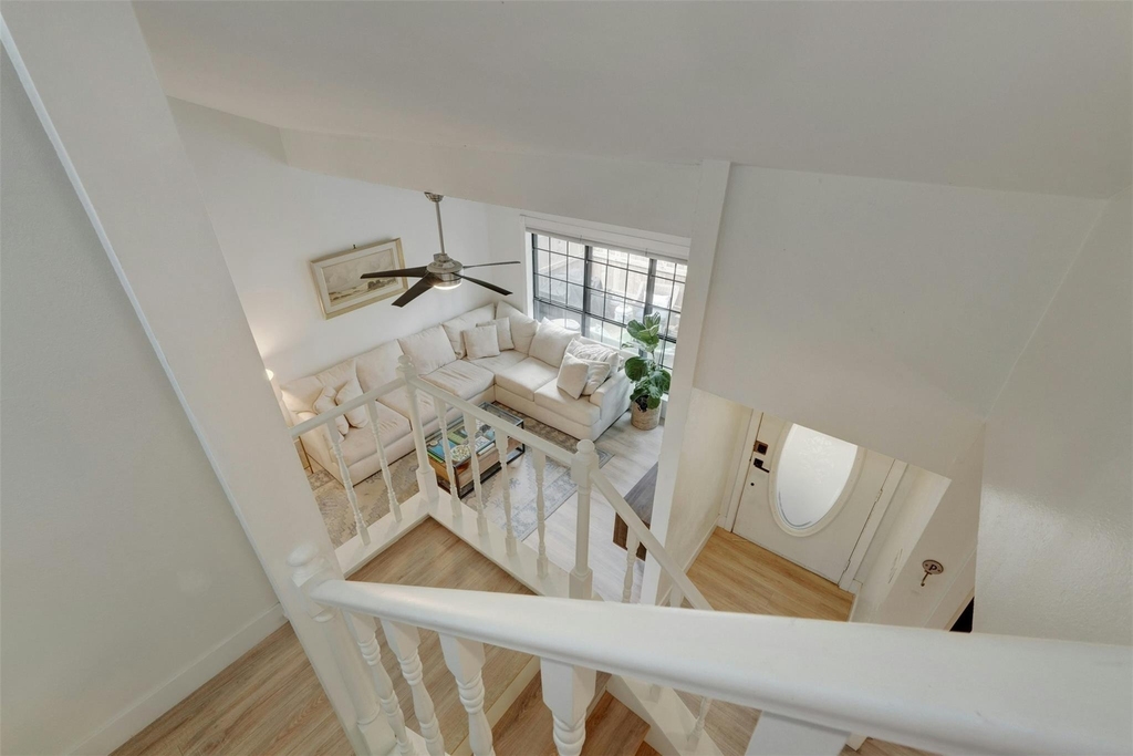 4159 Steck Ave - Photo 16