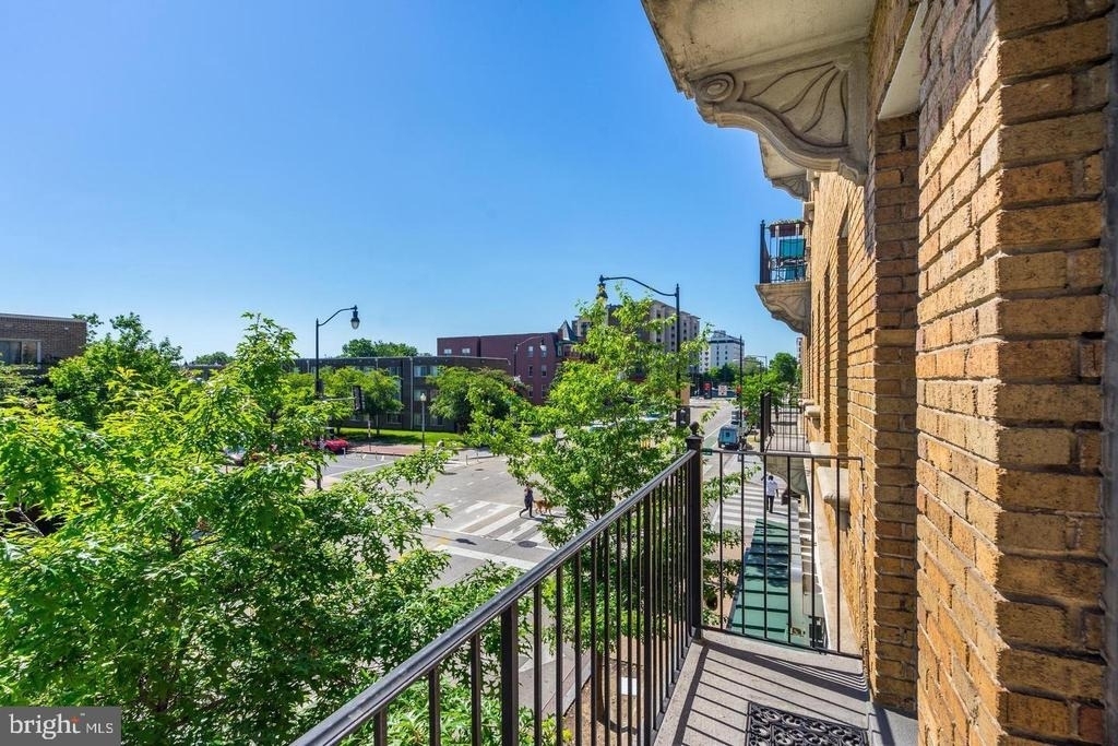1401 Columbia Road Nw - Photo 25