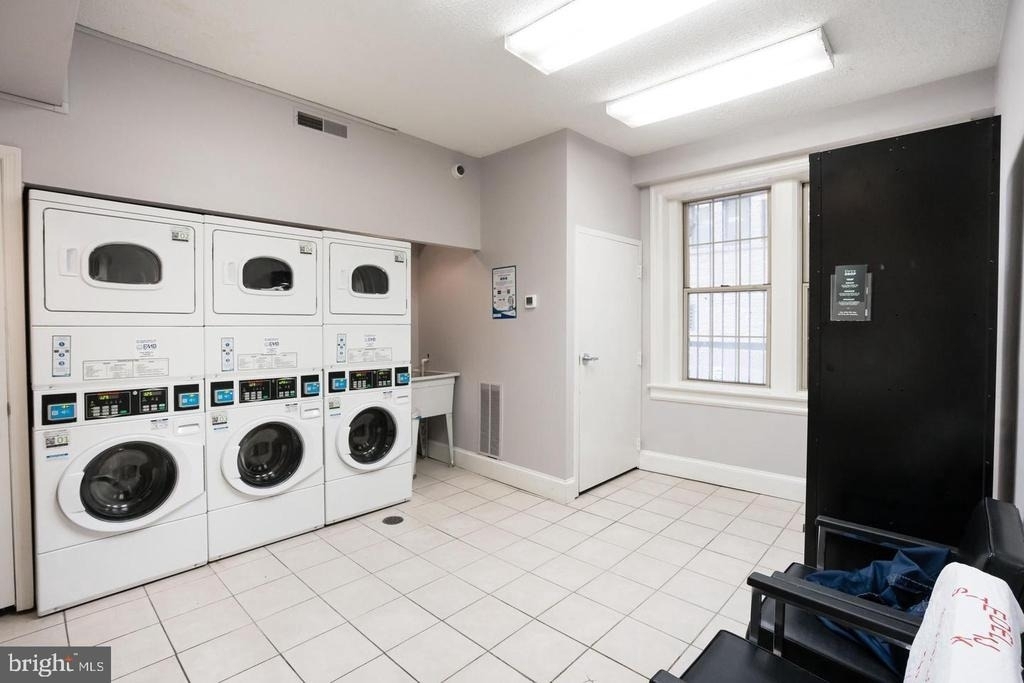 1401 Columbia Road Nw - Photo 29