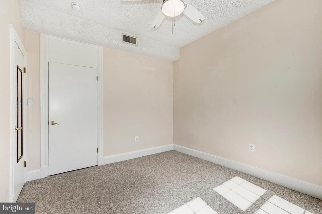 1401 Columbia Road Nw - Photo 23