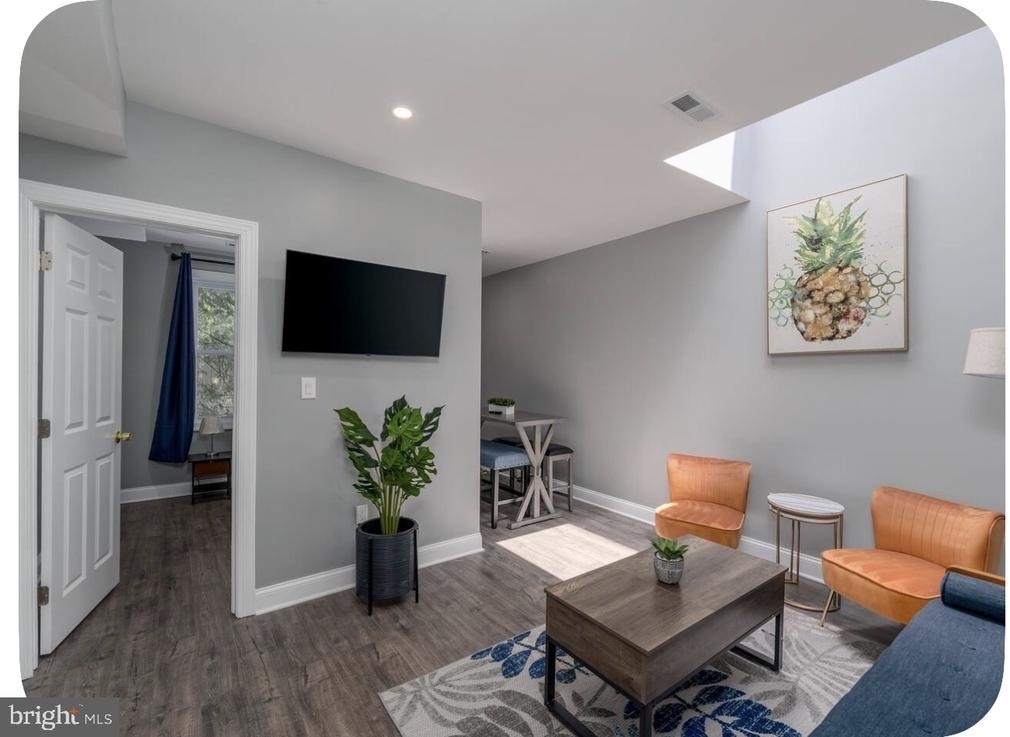 1705 West Virginia Avenue Ne - Photo 1