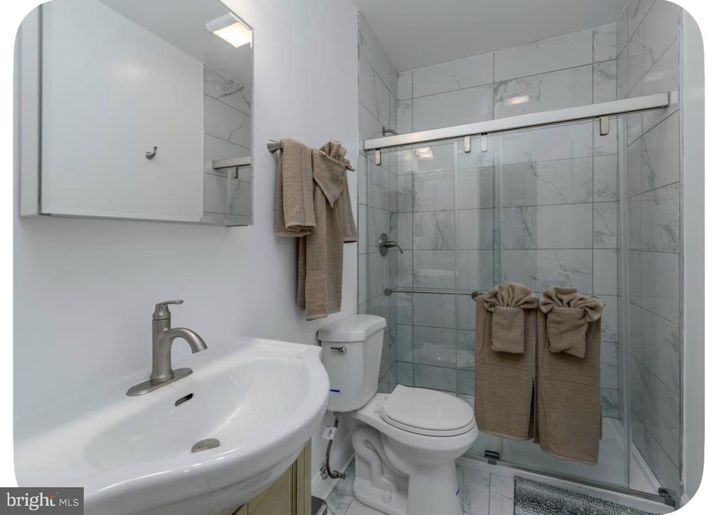 1705 West Virginia Avenue Ne - Photo 5
