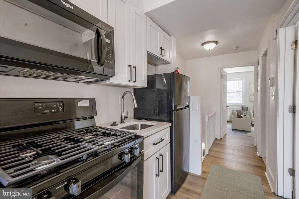2538 9th Street Nw - Photo 6