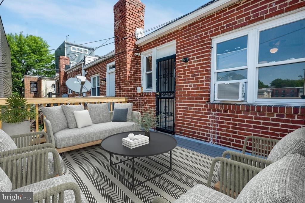 2538 9th Street Nw - Photo 16
