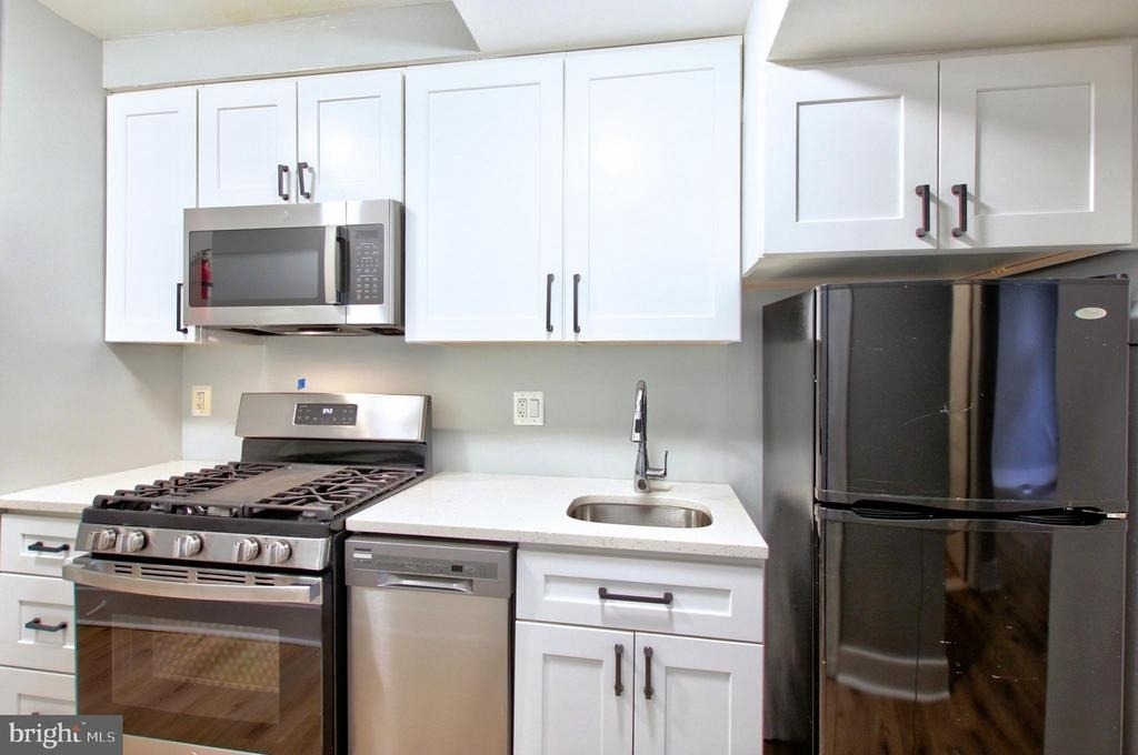 2538 9th Street Nw - Photo 8