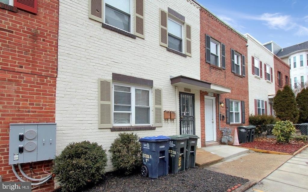 2538 9th Street Nw - Photo 17