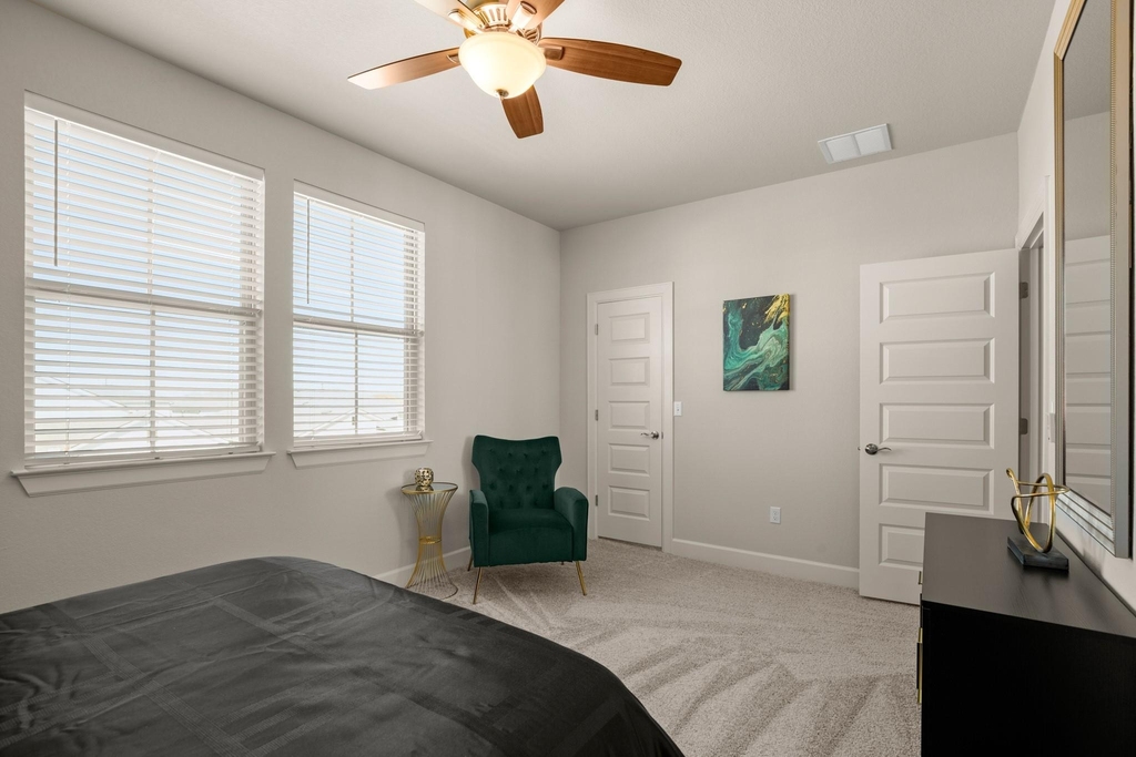 8301 Orizzonte St - Photo 5