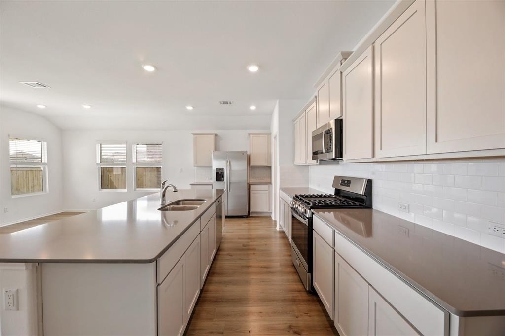 113 Golden Grove Pkwy - Photo 4