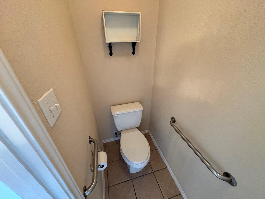 2100 Mir Woods Dr - Photo 17